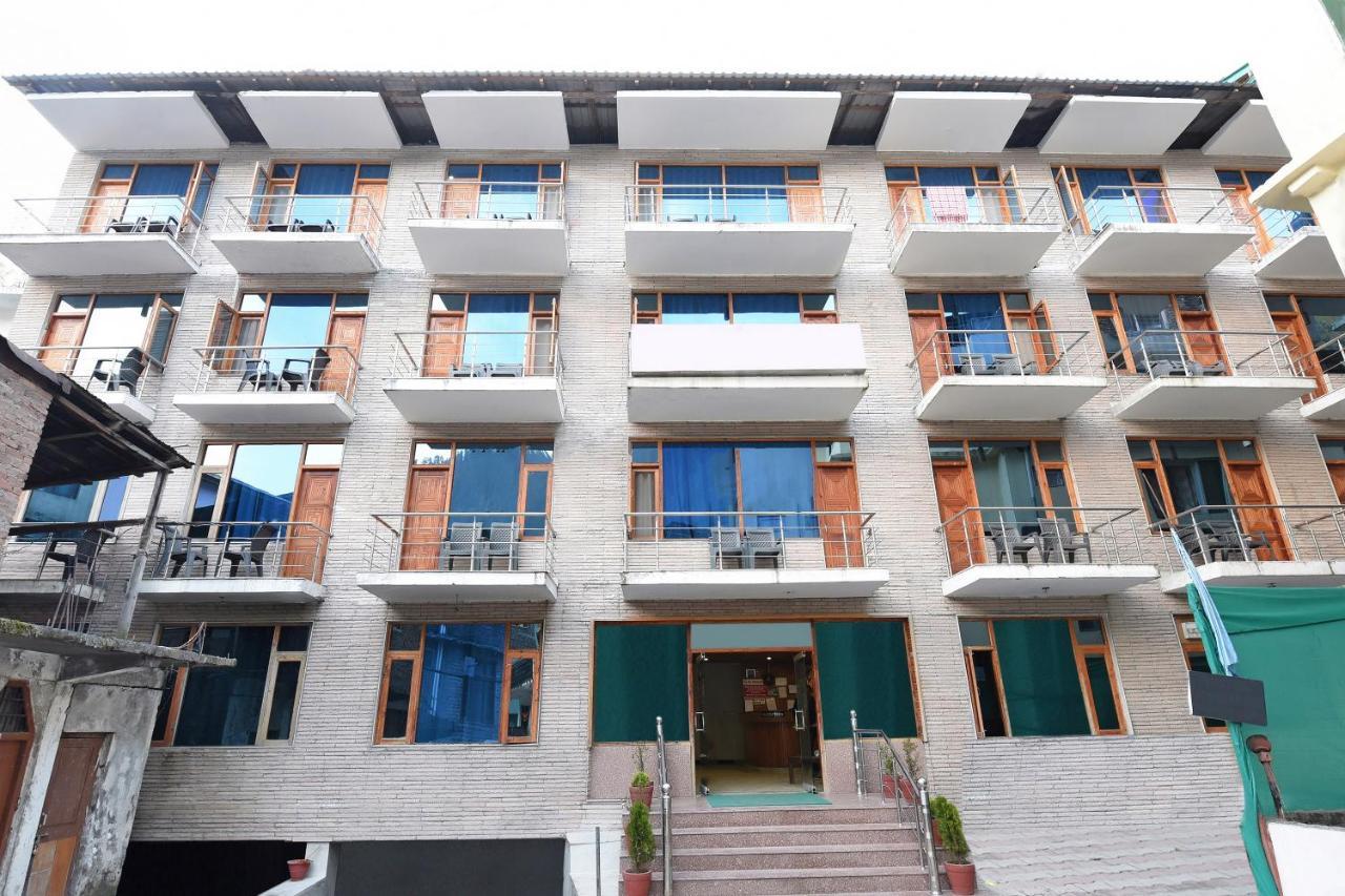 Oyo 23533 Mount View Hotel Kullu Bagian luar foto