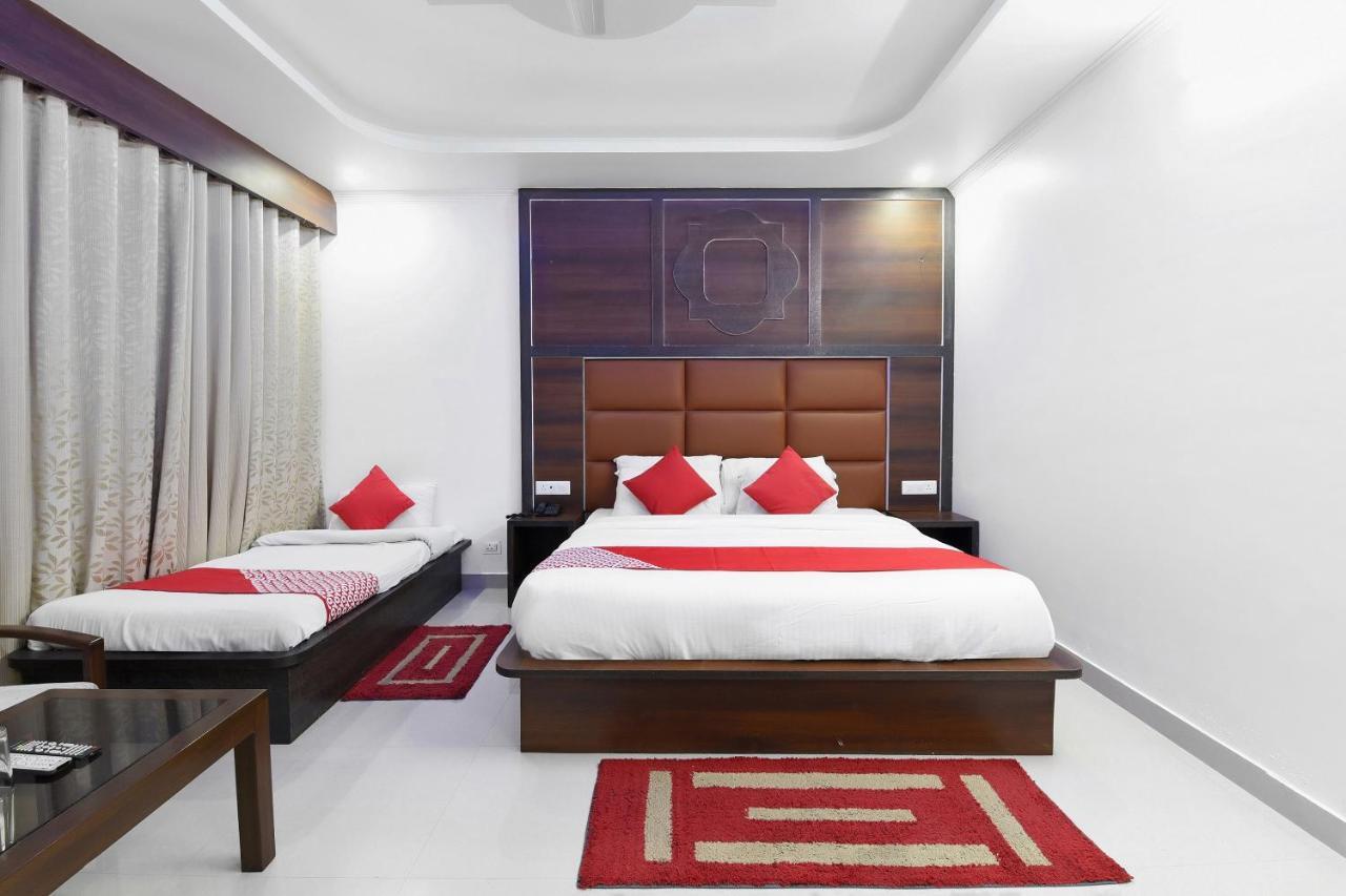 Oyo 23533 Mount View Hotel Kullu Bagian luar foto