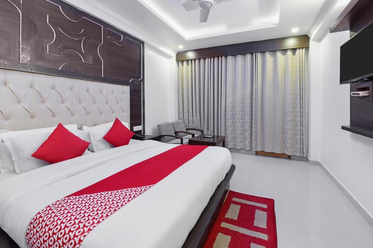 Oyo 23533 Mount View Hotel Kullu Bagian luar foto