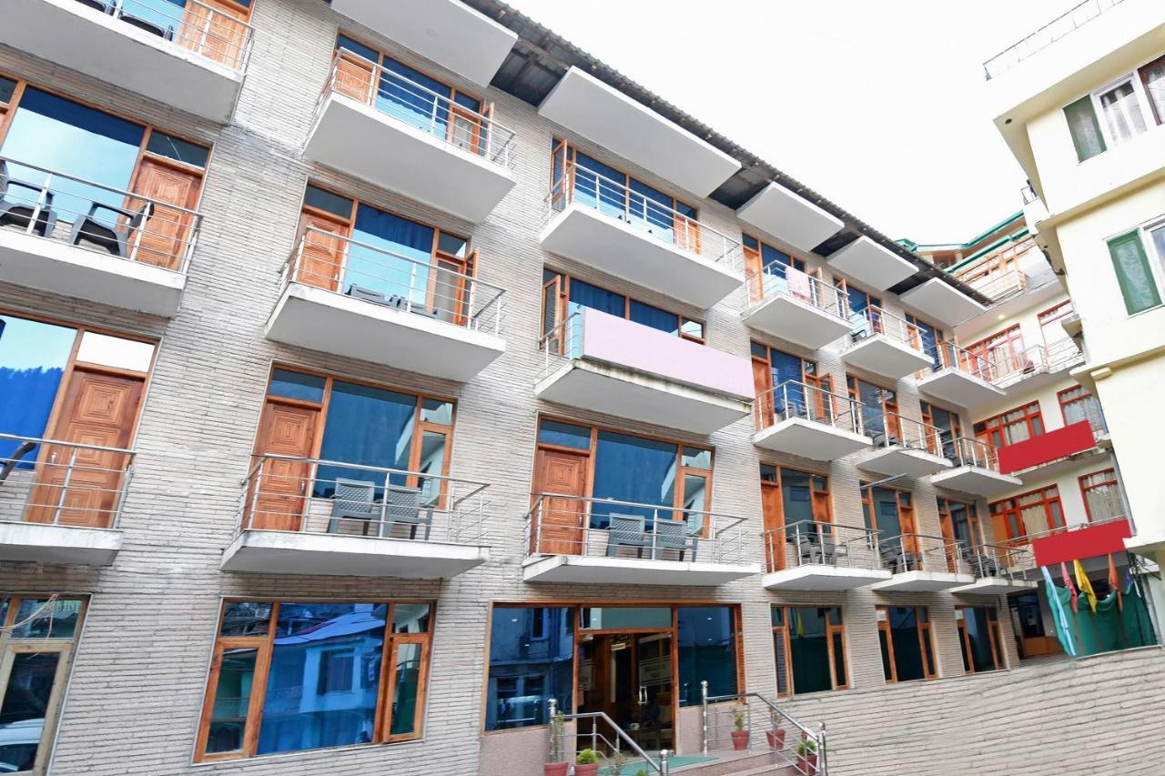 Oyo 23533 Mount View Hotel Kullu Bagian luar foto
